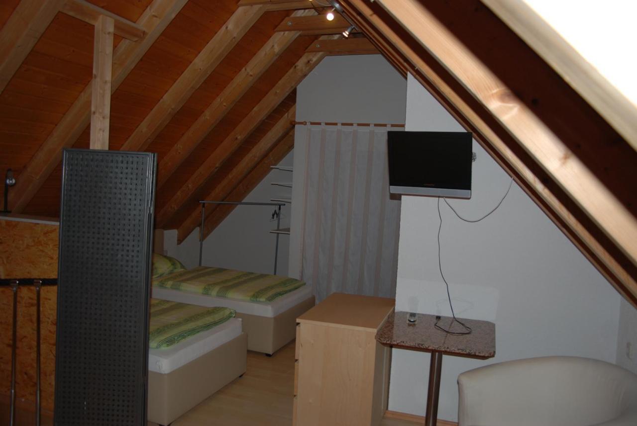 Ferienwohnungen Schaefer Obersulm Bagian luar foto